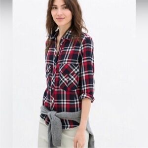 Zara Red and Black Plaid Button-Up Shirt Like New Small